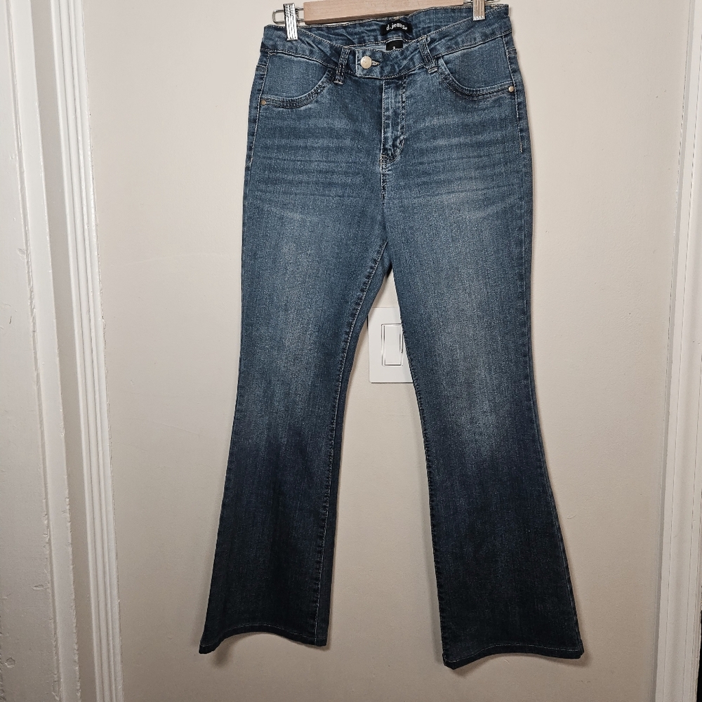 d. jeans Women's Boot Cut Jeans - Blue Size 8
